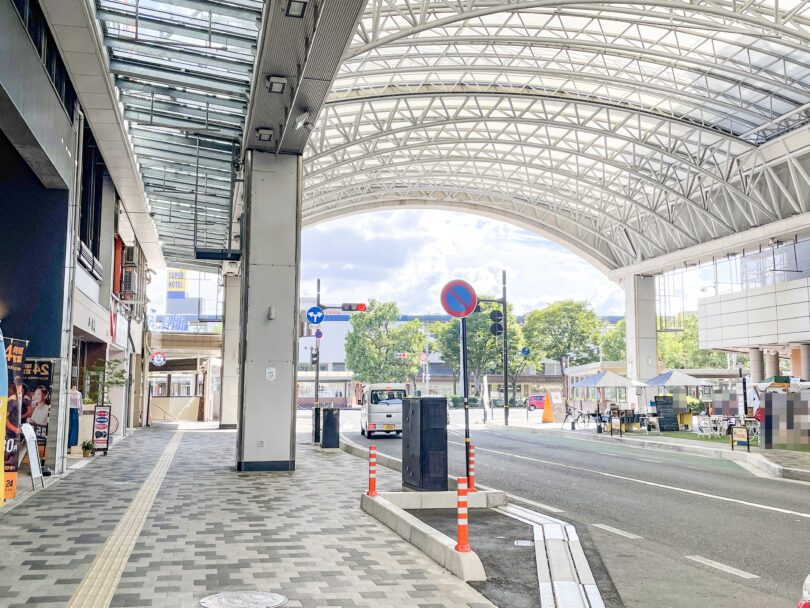 鳥取駅前のアーケード。