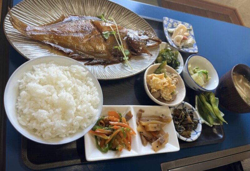 【鳥取市】焼肉 釜山｜焼肉屋なのに魚料理も美味しい？！冠ルーヤでも話題の煮魚定食♡