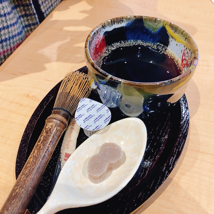 「和の器、茶筅で混ぜていただく」「和のスタイルで楽しむ」珍しい、こだわりの一品です。