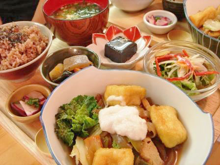 昼のおすすめ玄米定食 ：￥998