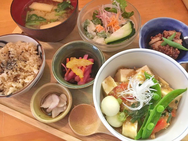 夜のおすすめ玄米定食