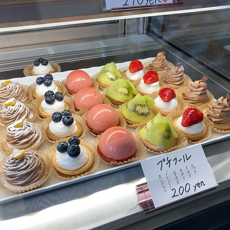 プチフール