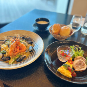【岩美町】AL MARE｜鳥取の海を一望！地元食材たっぷりの贅沢ランチが絶品