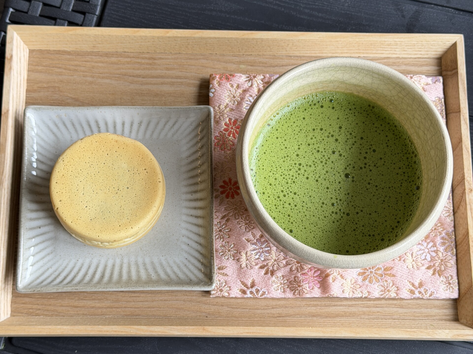大判焼きと米子市の老舗長田茶店の抹茶セット